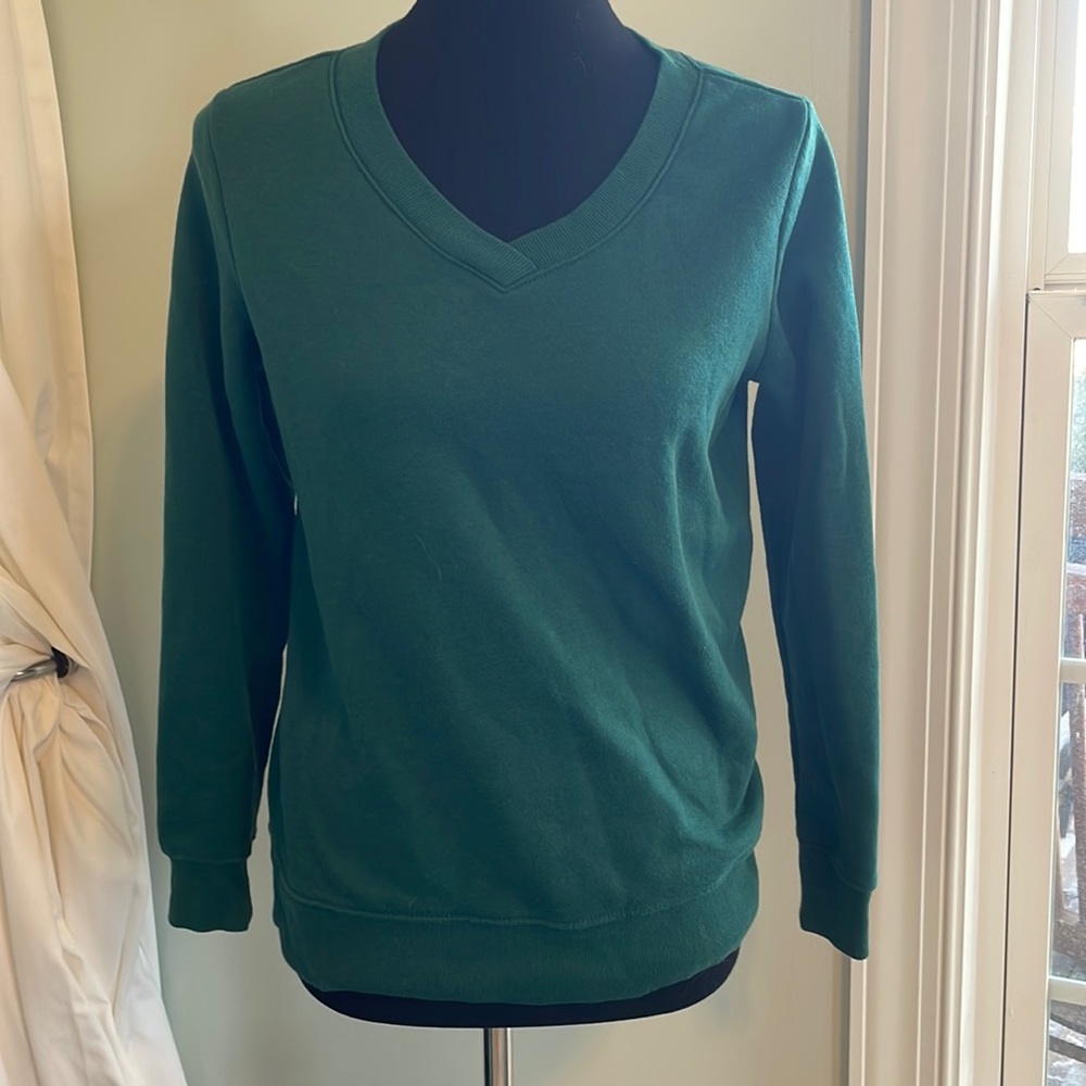 Old Navy V-Neck Sweatshirt, Women’s size XS.